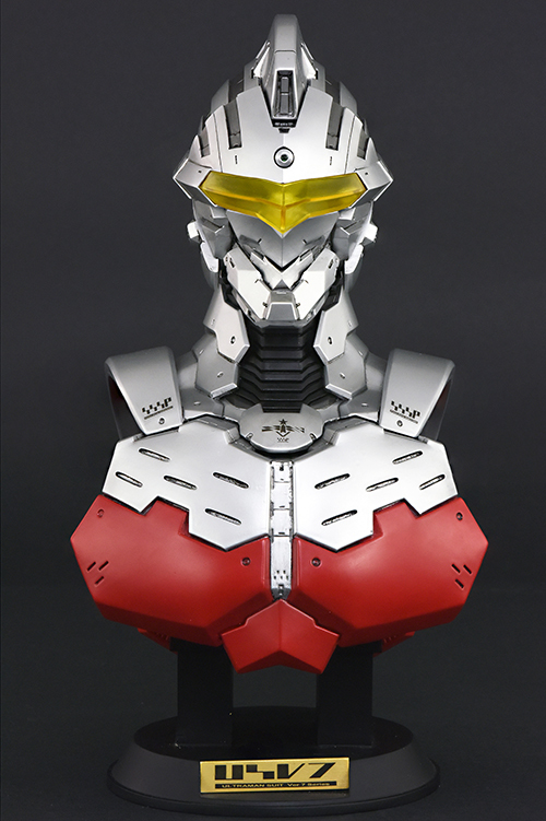 マンガ Ultraman より セブンスーツ胸像が登場 アクアマリンから17年5月発売 アキバ総研