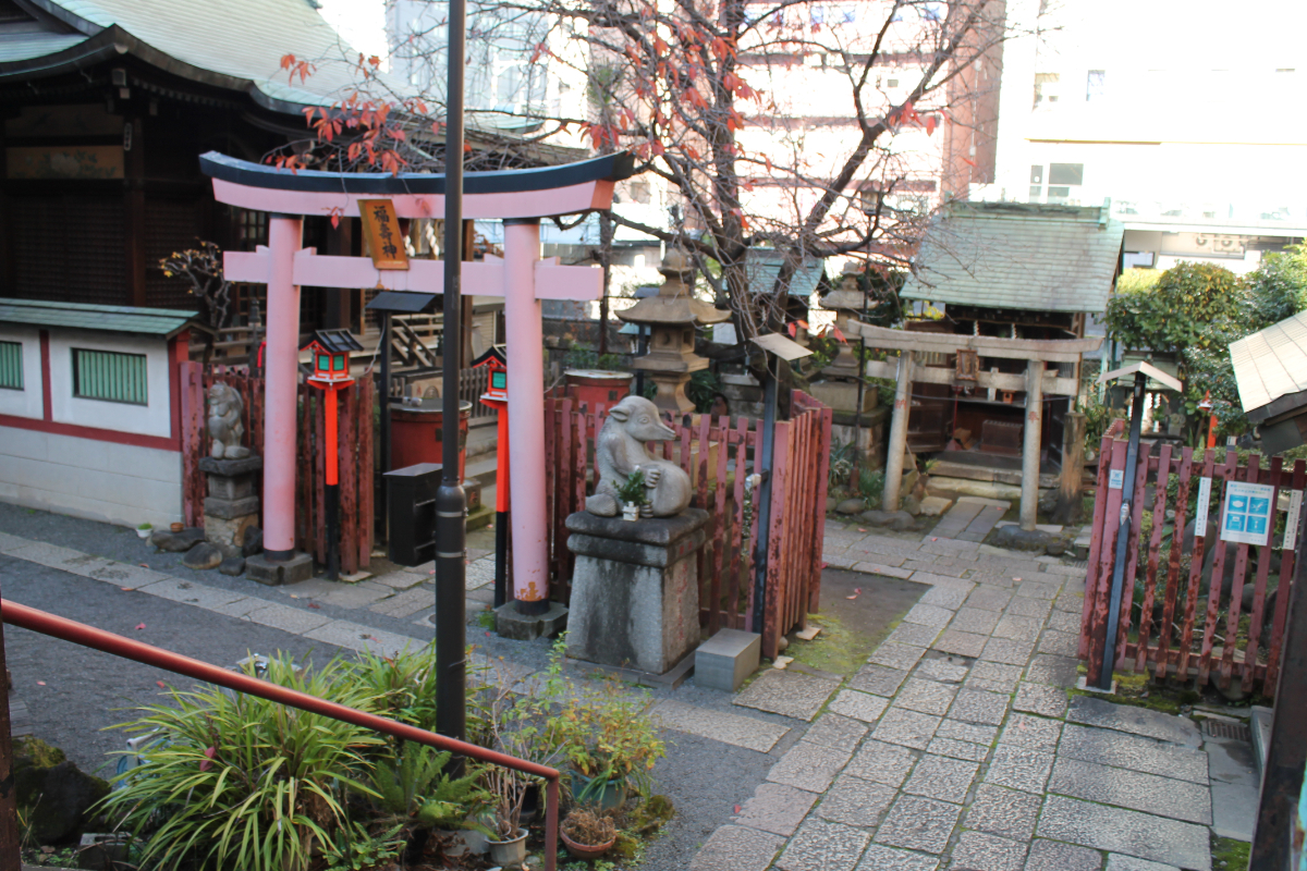 アキバ 神社