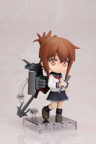 艦これ 電 がコトブキヤのデフォルメ可動フィギュア キューポッシュ に 雷 に続いて7月に発 アキバ総研