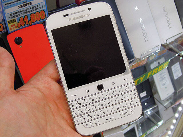 物理qwertyキー搭載スマホ Blackberry Classic にホワイトモデルが登場 アキバ総研